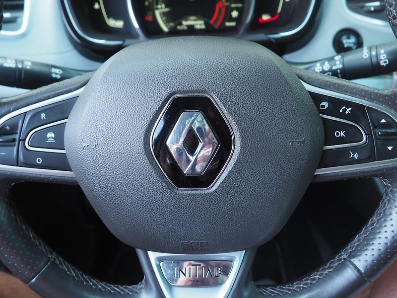 Renault Espace (2016) 1.6 dCi Init.Paris,7MÍST,Tažné - fotka 28 z 47
