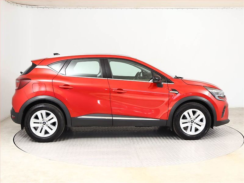 Mitsubishi ASX (2024) 1.3 T MHEV - fotka 6 z 17