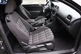 Volkswagen Golf GTI 2.0TSI 147kW - náhled 42