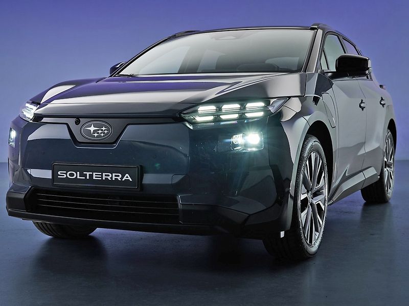 Subaru Solterra (2026) Touring+ 2026 | 10let Záruka - fotka 2 z 19