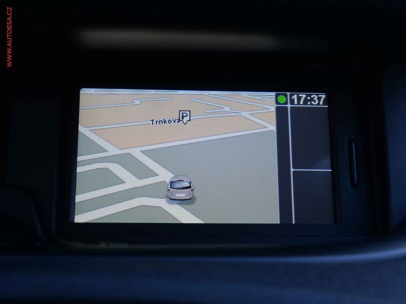 Renault Mégane (2014) 1.6 dCi, BOSE Edition - fotka 15 z 25