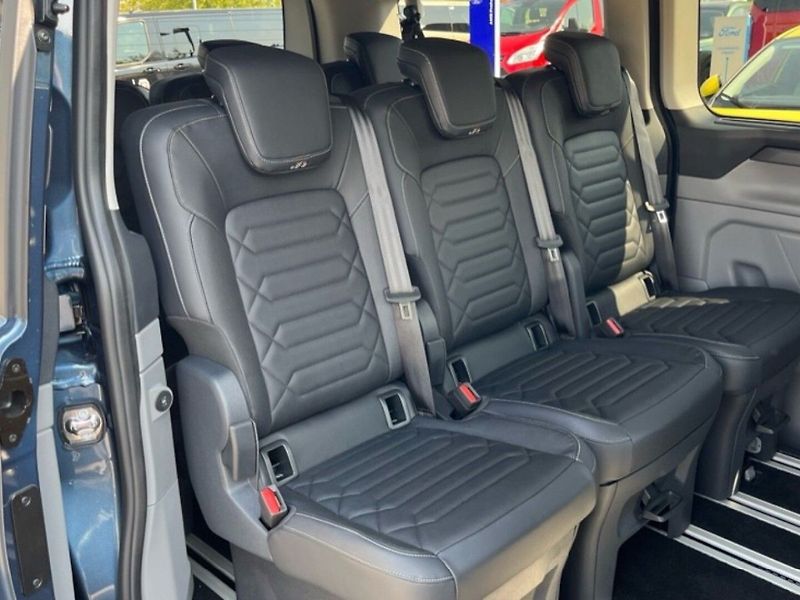 Ford Tourneo Custom 2.0D,125KW,CZ,DPH,1.MAJ - fotka 13 z 28