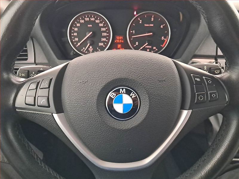 BMW X5 (2012) xDrive40d, 4X4, Automat, Kůže - fotka 19 z 22