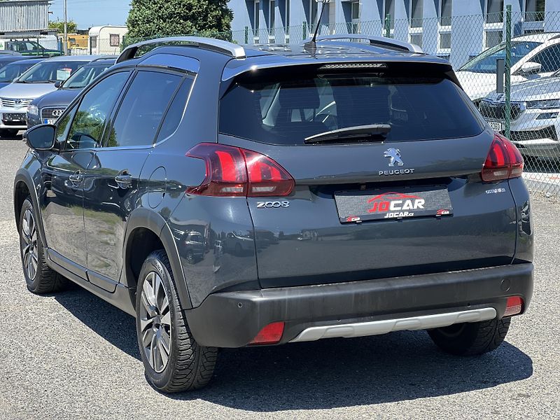 Peugeot 2008 Allure 1.2i KOUPENO V ČR 1.MAJ - fotka 5 z 45