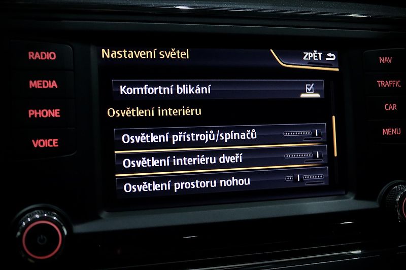 Seat Leon 1.4 TSI 92 kW - fotka 31 z 34