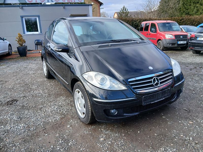 Mercedes-Benz Třídy A 1.7i, Avantgarde  - fotka 5 z 28