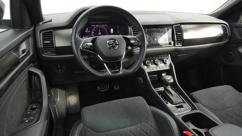 Škoda Kodiaq 2,0 TSI Sportline DSG 4x4 - fotka 5 z 25