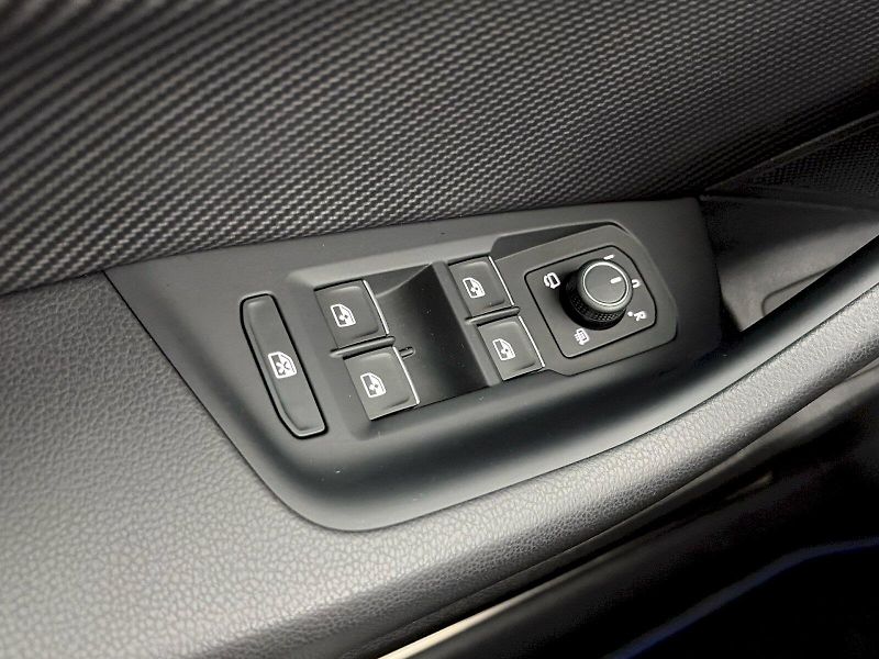 Volkswagen Arteon (2024) R 2.0 TSI 235kW 4Motion DSG - fotka 30 z 38