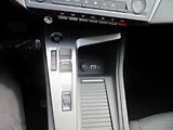 Peugeot 308 (2025) SW STYLE Hybrid 145 e-DCS6 - náhled 25