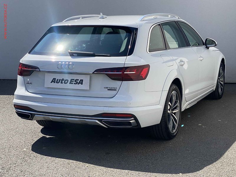 Audi A4 Allroad (2019) 2.0TDi quattro, AT, navi, LED - fotka 4 z 19