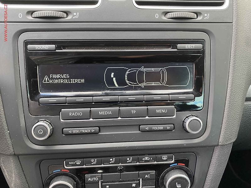Volkswagen Golf (2012) 1.2 TSi, Style - fotka 17 z 17
