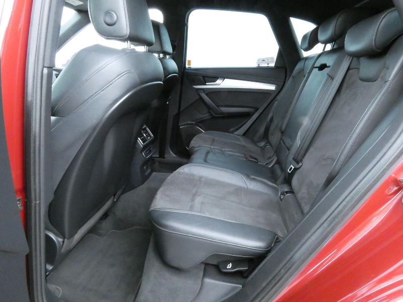 Audi Q5 2.0 TDI 140 KW quattro - fotka 24 z 28