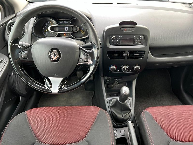 Renault Clio (2015) 1.2i 16V 54kW! Tažné! 2x kola! - fotka 13 z 26