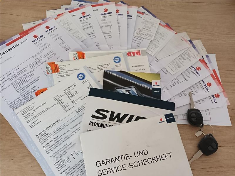 Suzuki Swift 1,2 i,4x4,VÝHŘEV,SERVIS,KOLA, - fotka 35 z 44