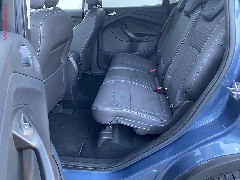 Ford Kuga (2019) 1.5 EB, Titanium, +kola - fotka 10 z 19