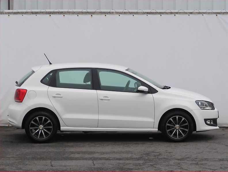 Volkswagen Polo (2011) 1.2 12V, Tempomat - fotka 6 z 17