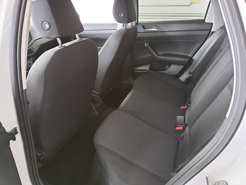 Volkswagen Taigo (2023) 1.0 TSI (70kW/95k) - fotka 8 z 22