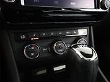 Škoda Superb (2016) 1.6 TDI, Automat - náhled 17
