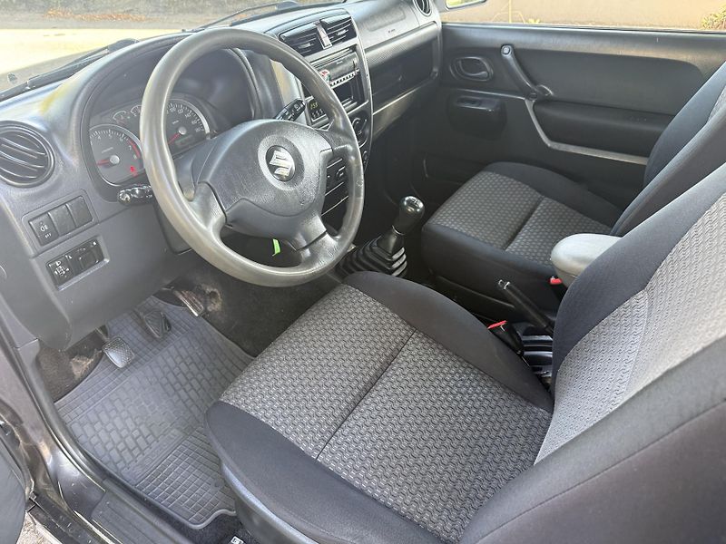Suzuki Jimny 1,3i 4x4 TAŽNÉ - fotka 9 z 20