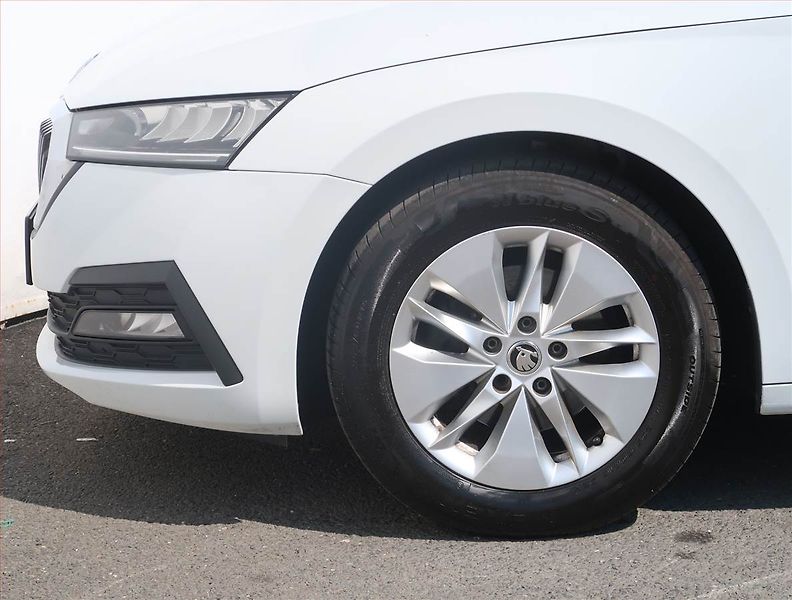 Škoda Octavia (2020) Ambition Plus 2.0 TDI - fotka 14 z 21