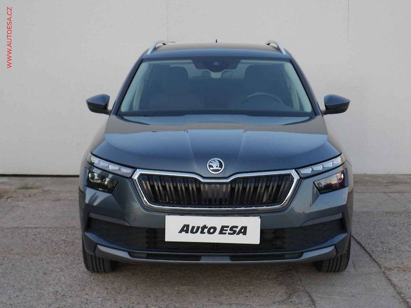 Škoda Kamiq (2021) 1.0 TSi, ČR, Style - fotka 2 z 16