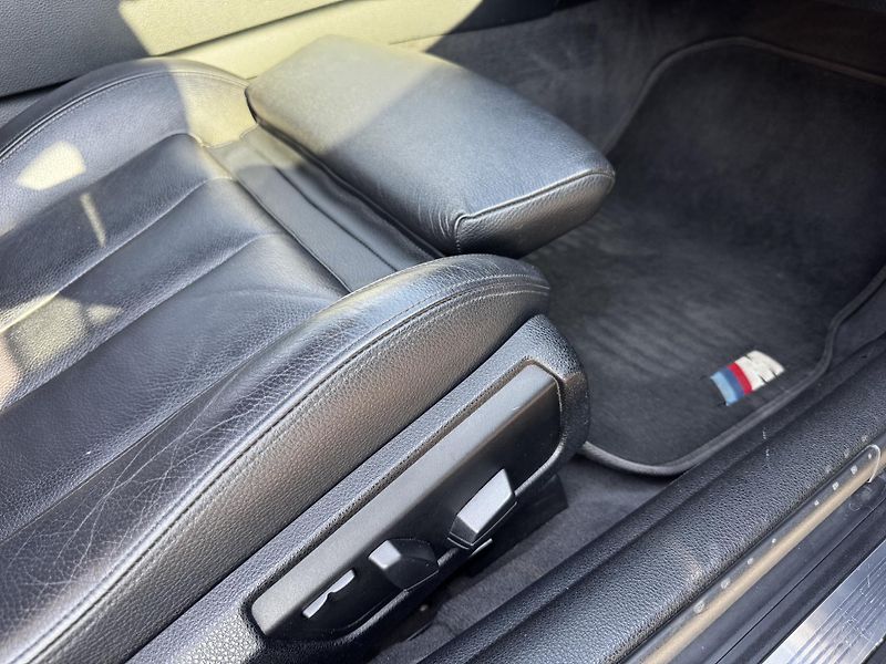 BMW Řada 4 (2014) 435i M-paket - fotka 31 z 38