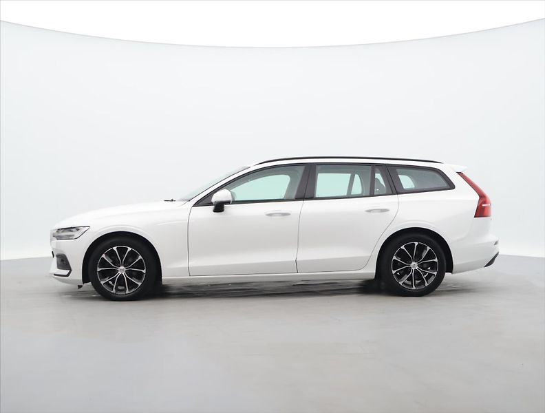 Volvo V60 2,0 D3 110kW Drive-E Momentum - fotka 4 z 30