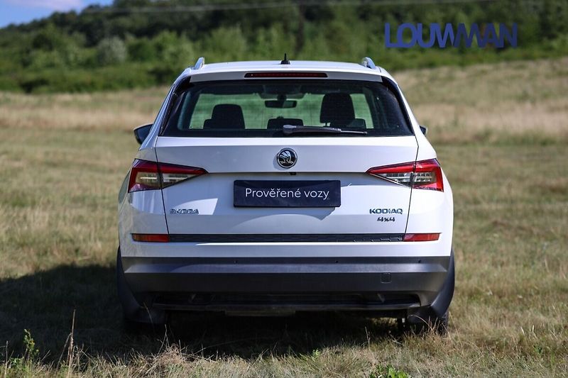 Škoda Kodiaq 2,0 DSG STYLE PLUS AWD - fotka 31 z 32