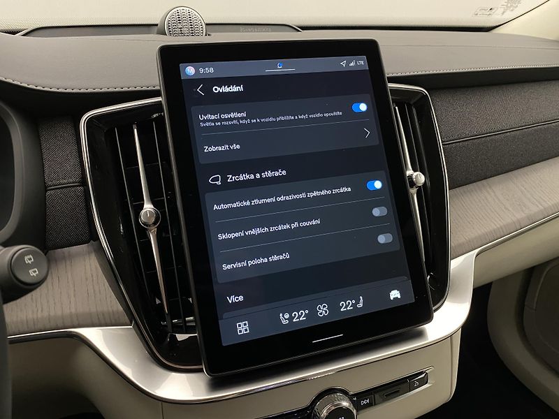 Volvo XC90 (2025) T8 AWD RECHARGE BRIGHT PLUS 7m - fotka 57 z 75