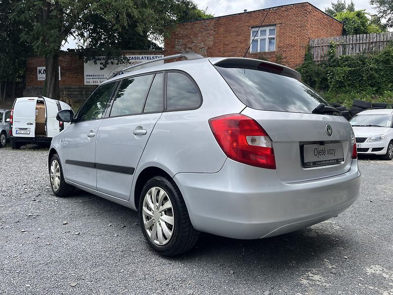 Škoda Fabia (2008) 1,2 i 51 Kw SPORT, ČR!!! - fotka 7 z 17