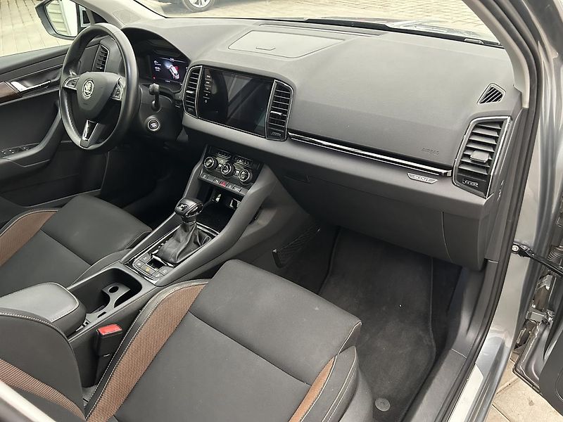 Škoda Karoq 2.0 TDI 4x4 Scout - fotka 27 z 31