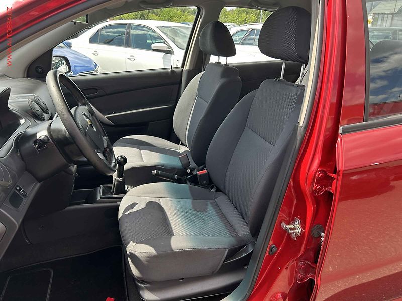 Chevrolet Aveo (2011) 1.2i, ČR, Klima - fotka 9 z 14
