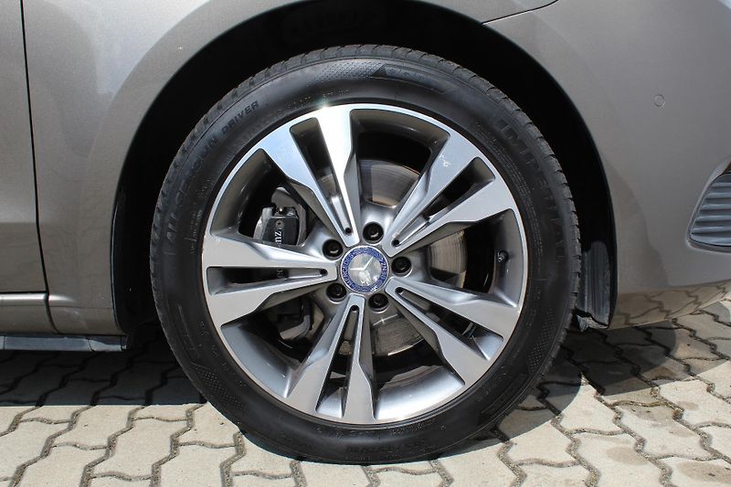 Mercedes-Benz Třídy V (2014) V250D L avantgarde - fotka 21 z 25