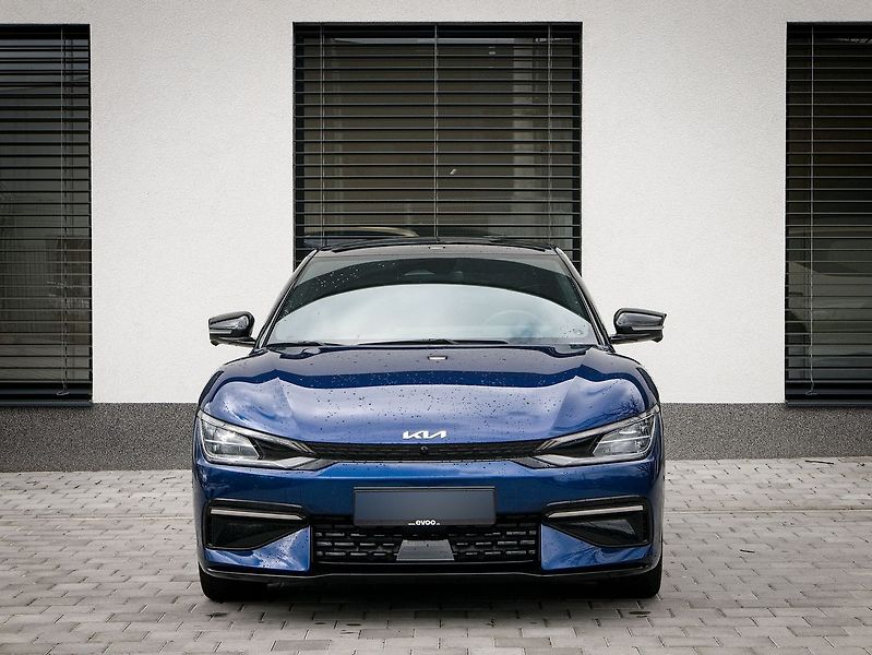 Kia EV6 GT Line*AWD*REZERVACE - fotka 2 z 11