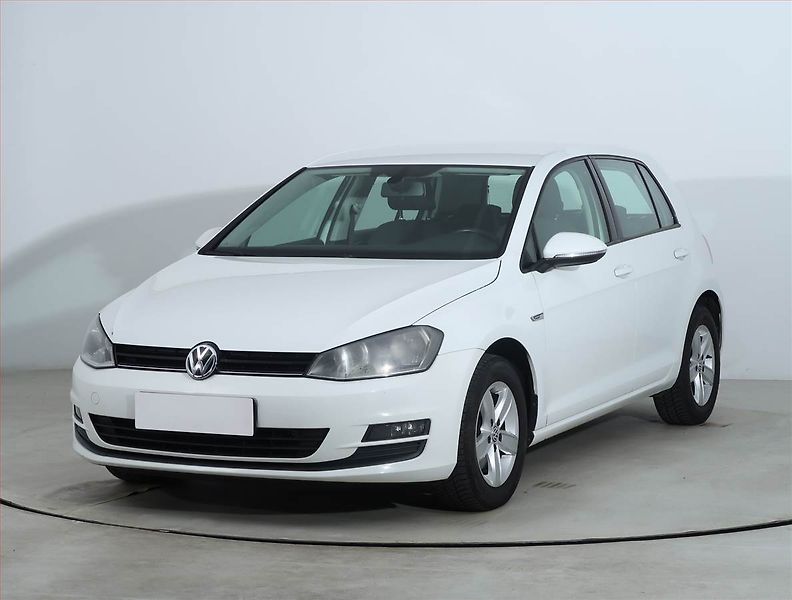 Volkswagen Golf (2013) 1.2 TSI, Tempomat - fotka 2 z 17