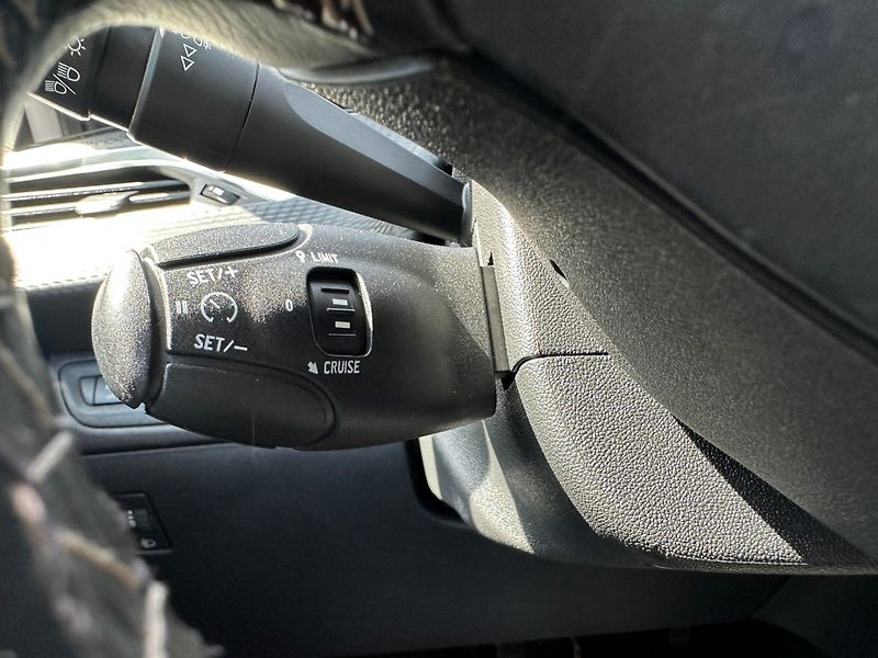 Peugeot 208 (2017) Style - fotka 15 z 22