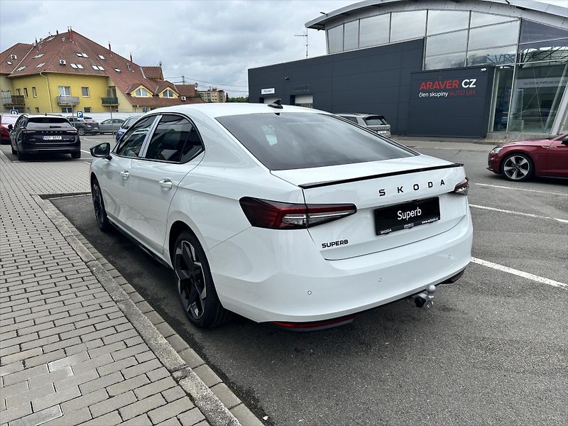 Škoda Superb (2026) 2,0 TDI 110 kW  Sportline - fotka 5 z 7