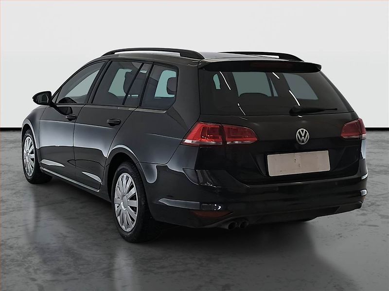 Volkswagen Golf (2014) Comfortline 2.0 TDI, Tempomat - fotka 4 z 17