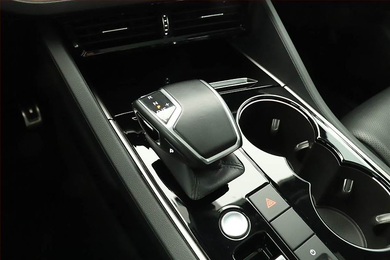 Volkswagen Touareg (2020) V8 TDI, ČR, DPH, Kůže - fotka 10 z 23