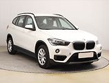 BMW X1 (2018) sDrive18i, Automat, Navi - náhled 1