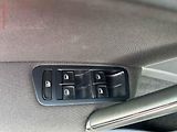 Volkswagen Golf (2015) 1.6TDi, 1.maj, DSG, STK7/28 - náhled 11