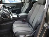 Peugeot 3008 (2019) 1.5 HDi, Allure, navi, kamera - náhled 9