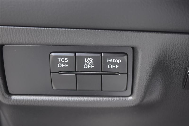 Mazda CX-5 2,2 d 110KW AUTOMAT TAŽNÉ ALU - fotka 34 z 50