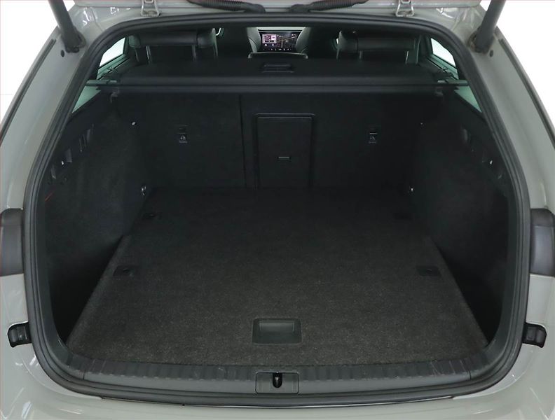 Škoda Octavia (2021) RS 2.0 TSI - fotka 14 z 17