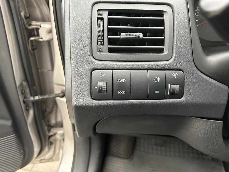 Hyundai Tucson 2.0 i CVVT 4x4 - fotka 11 z 21