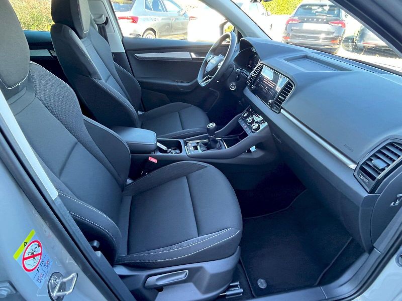 Škoda Karoq (2025) Drive 1,5TSI 110kW 6-ti. st. m - fotka 14 z 35