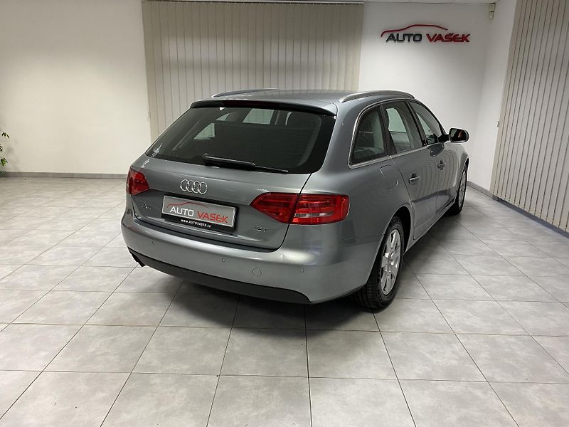 Audi A4 1.8 TFSi AUTOMAT DIGIAC - fotka 10 z 23