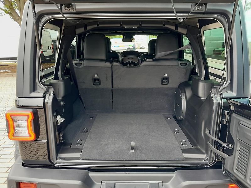 Jeep Wrangler (2026) Unlimited 2,0T  Rubicon ČR - fotka 17 z 38
