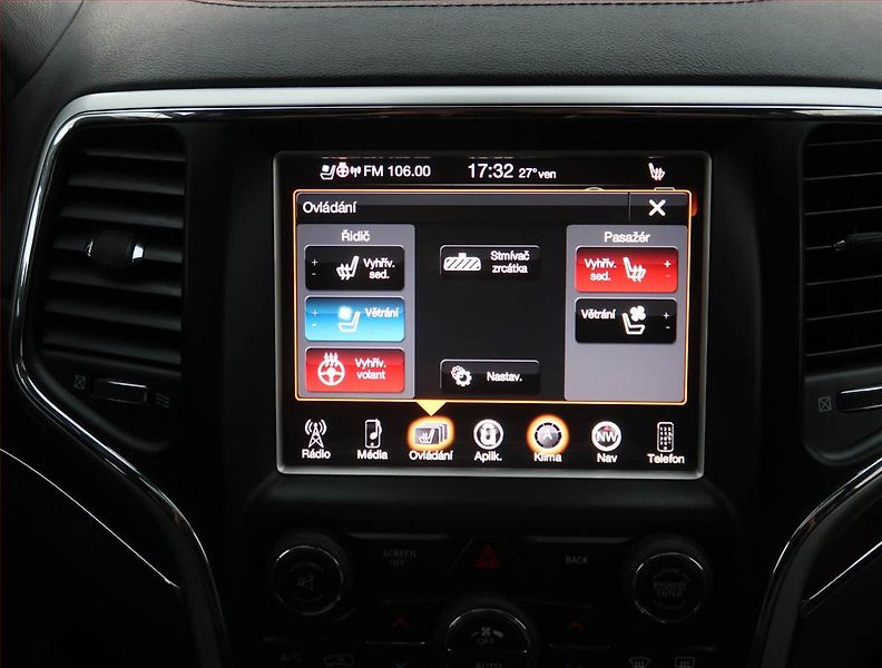 Jeep Grand Cherokee (2015) Overland 3.0 CRD, 4X4 - fotka 25 z 29