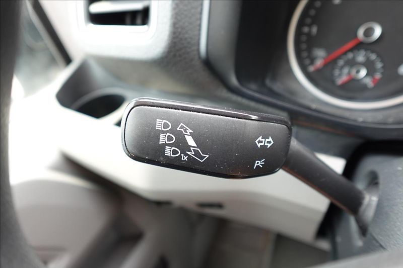 Volkswagen Crafter 2,0 TDI  VW L2H2 KLIMA - fotka 21 z 33